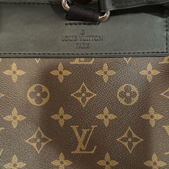 LV Christoper MM (Monogram Macassar) Bookbag - Picture 5 of 9